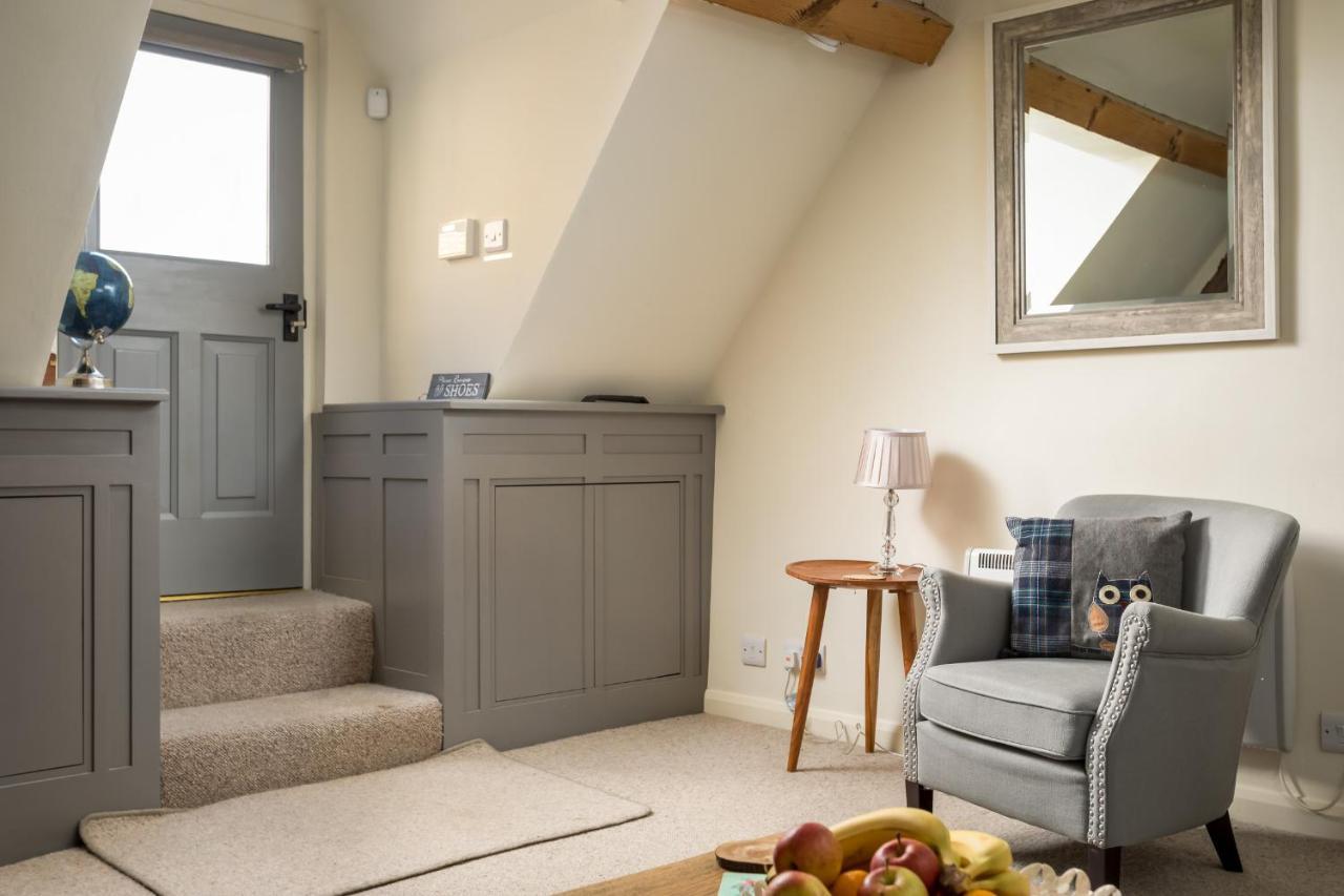 סטואו-און-דה-וולד The Loft: Unique, Romantic, Grade II Listed, Dog Friendly מראה חיצוני תמונה